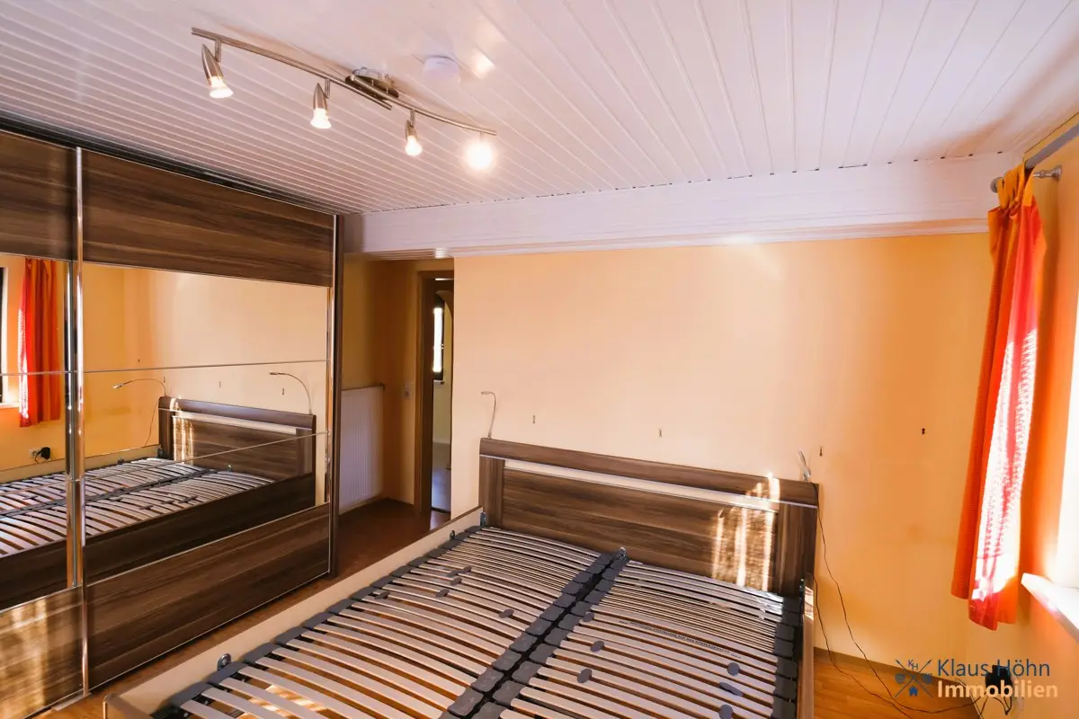 Schlafzimmer OG