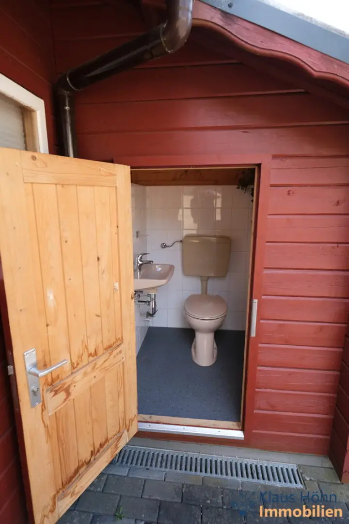 Toilette Gartenhaus
